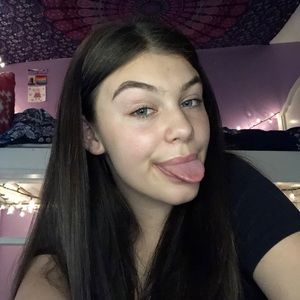 Meet your Posher, Nina